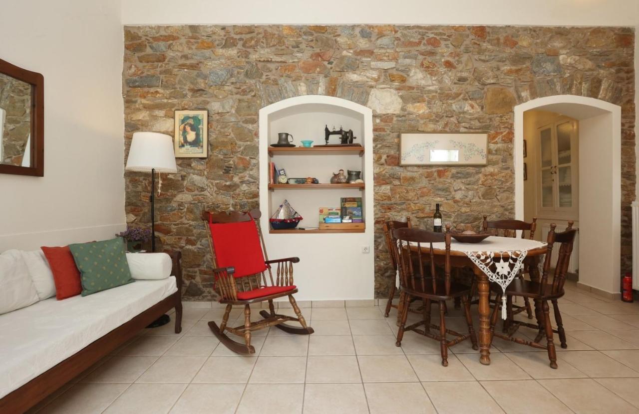 Babina'S Place-Traditional House In Ermoupoli Exterior foto